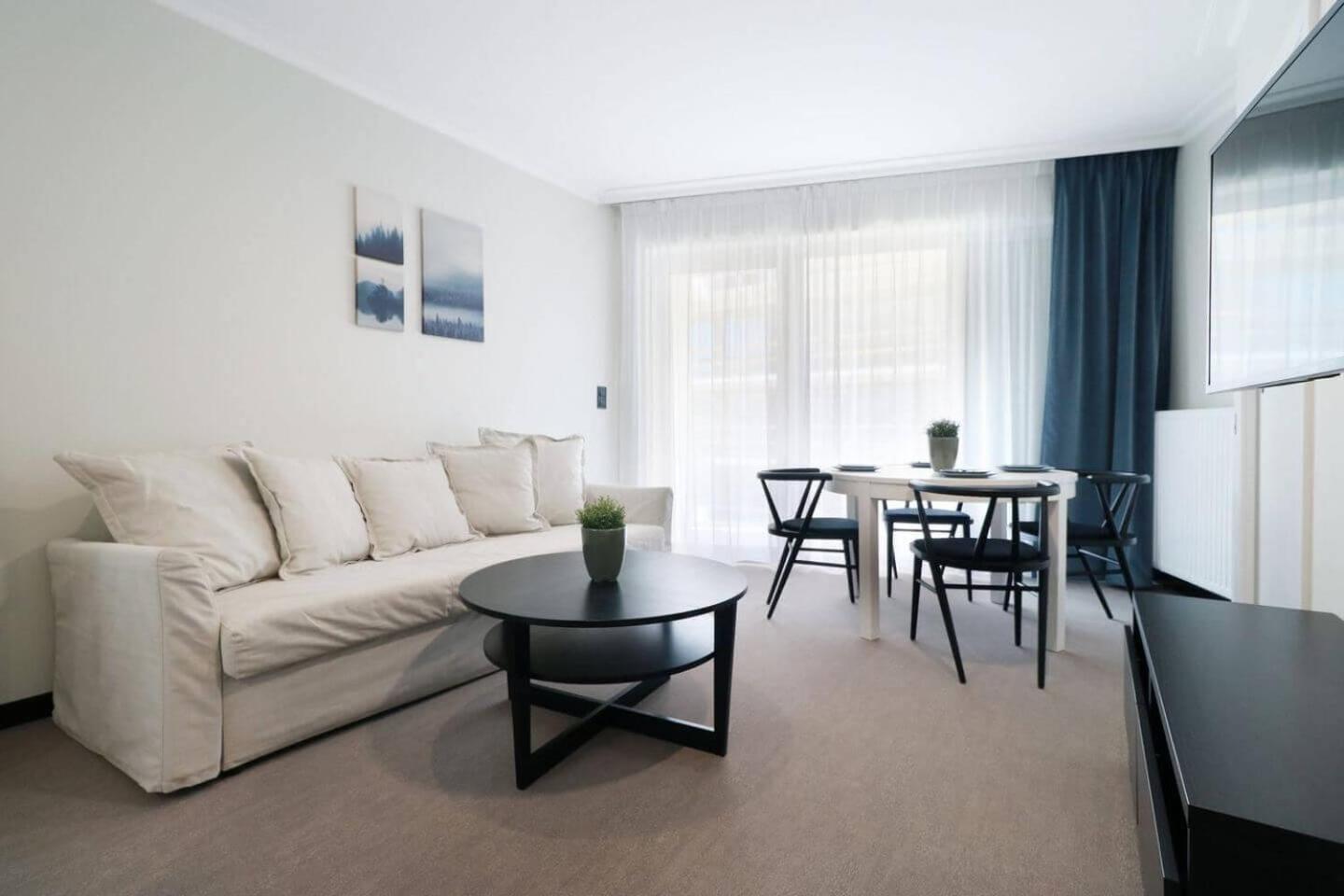 Apartpark By Baltic Home ชวีโนวิชแจ ภายนอก รูปภาพ
