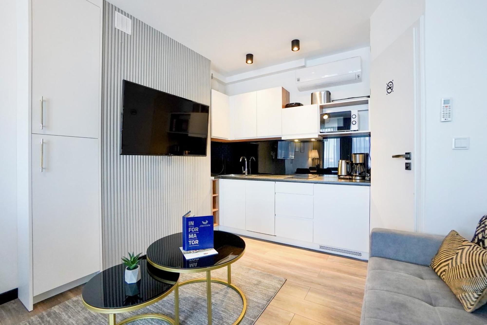 Apartpark By Baltic Home ชวีโนวิชแจ ภายนอก รูปภาพ